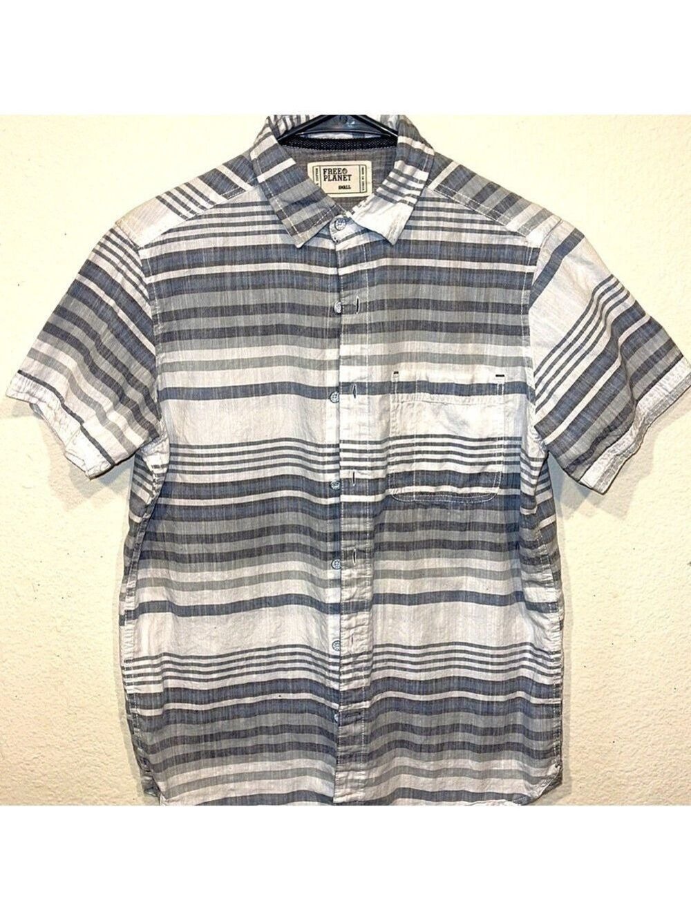 Free Planet Mens White/Gray Striped Collared Short Sleeve Button Up Shirt - Picture 2 of 6